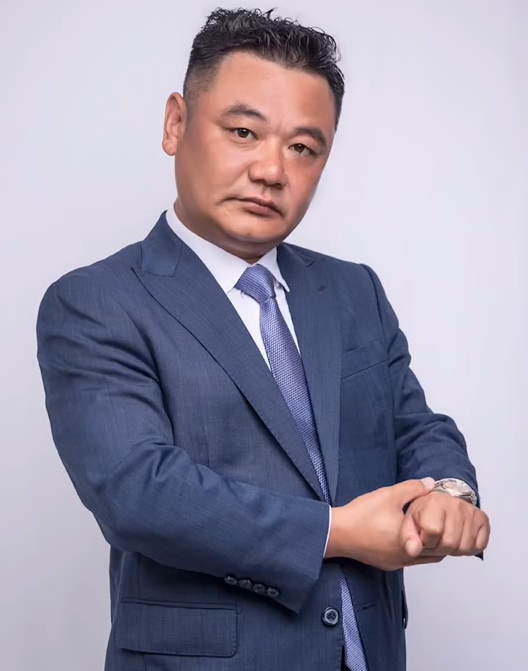 <span style="color:#0C343D;font-family:SourceHanSansCN-Regular;font-size:16px;">廉田建設(shè)總經(jīng)理徐銘澤</span>